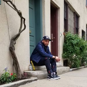 Meet your Posher, Derrick